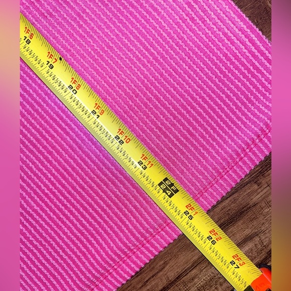 SHEIN Oversized Pocket Tee Size Medium NWOT - Picture 7 of 8